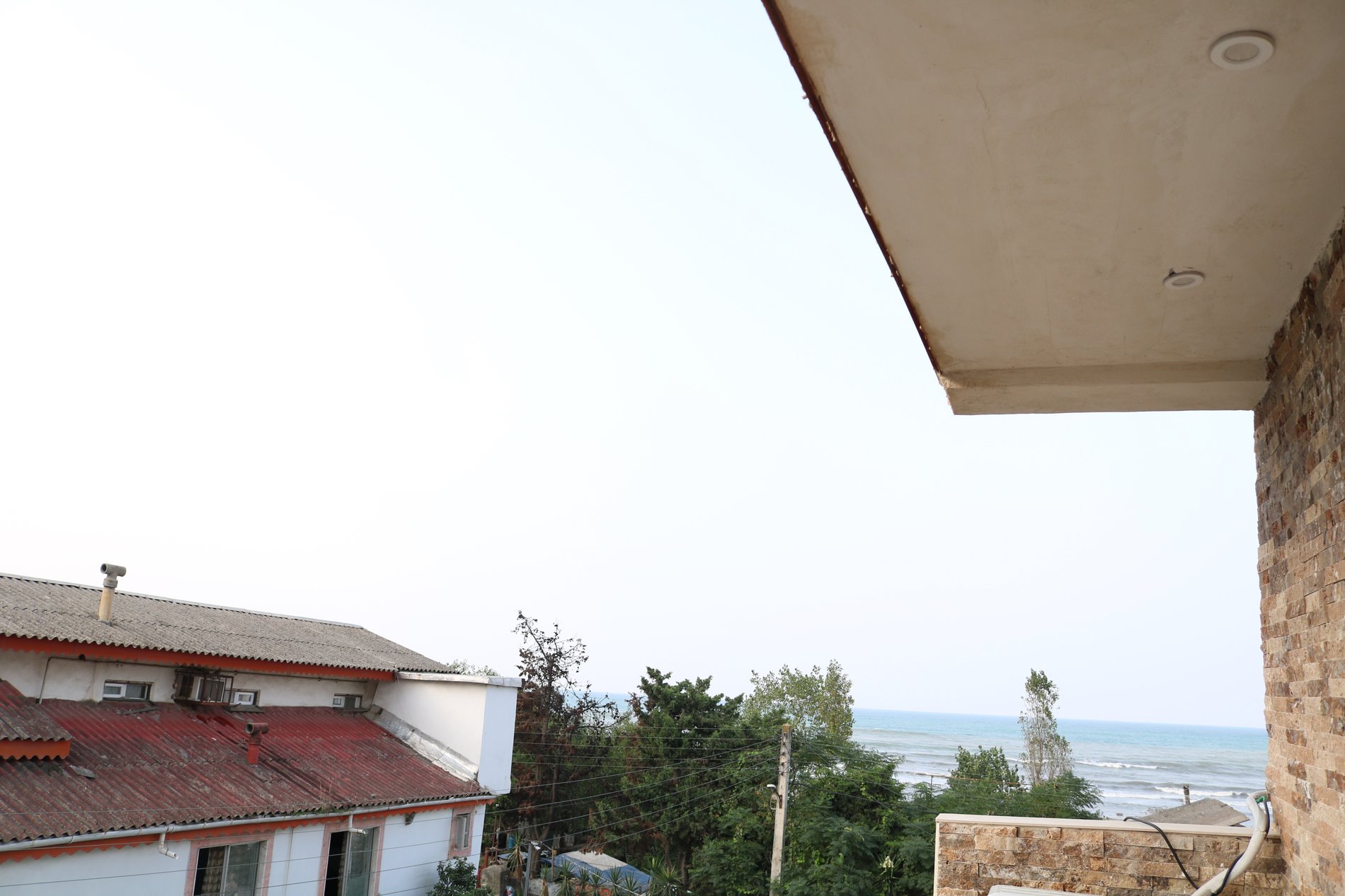 آپارتمان دوخوابه ساحلی حسنی 3