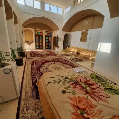 بومگردی عمارت بانو - واحد دلیزه