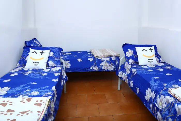 مسافرخانه تابش - واحد چهارتخته ناصرخسرو 3