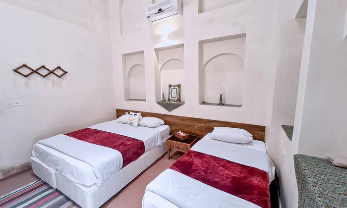 بوم گردی شهرزاد - واحد سه تخته