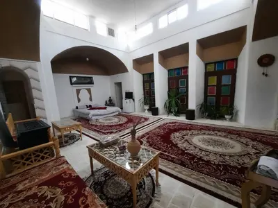 بومگردی عمارت بانو - واحد دلیزه