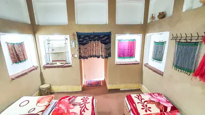 بومگردی کدخدا فهرج - واحد شعرباف