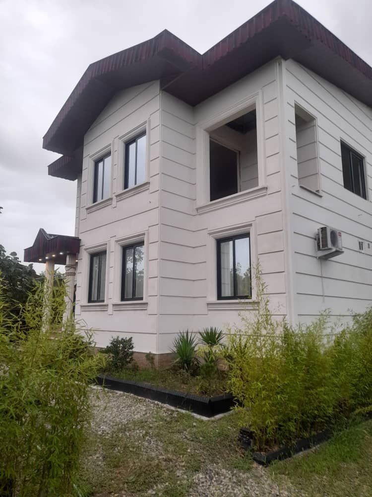 سه خوابه استخردار آبگرم باغ شادسر