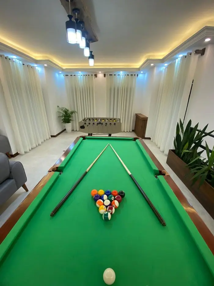 ویلا سه خوابه استخردار آبگرم باغ شادسر