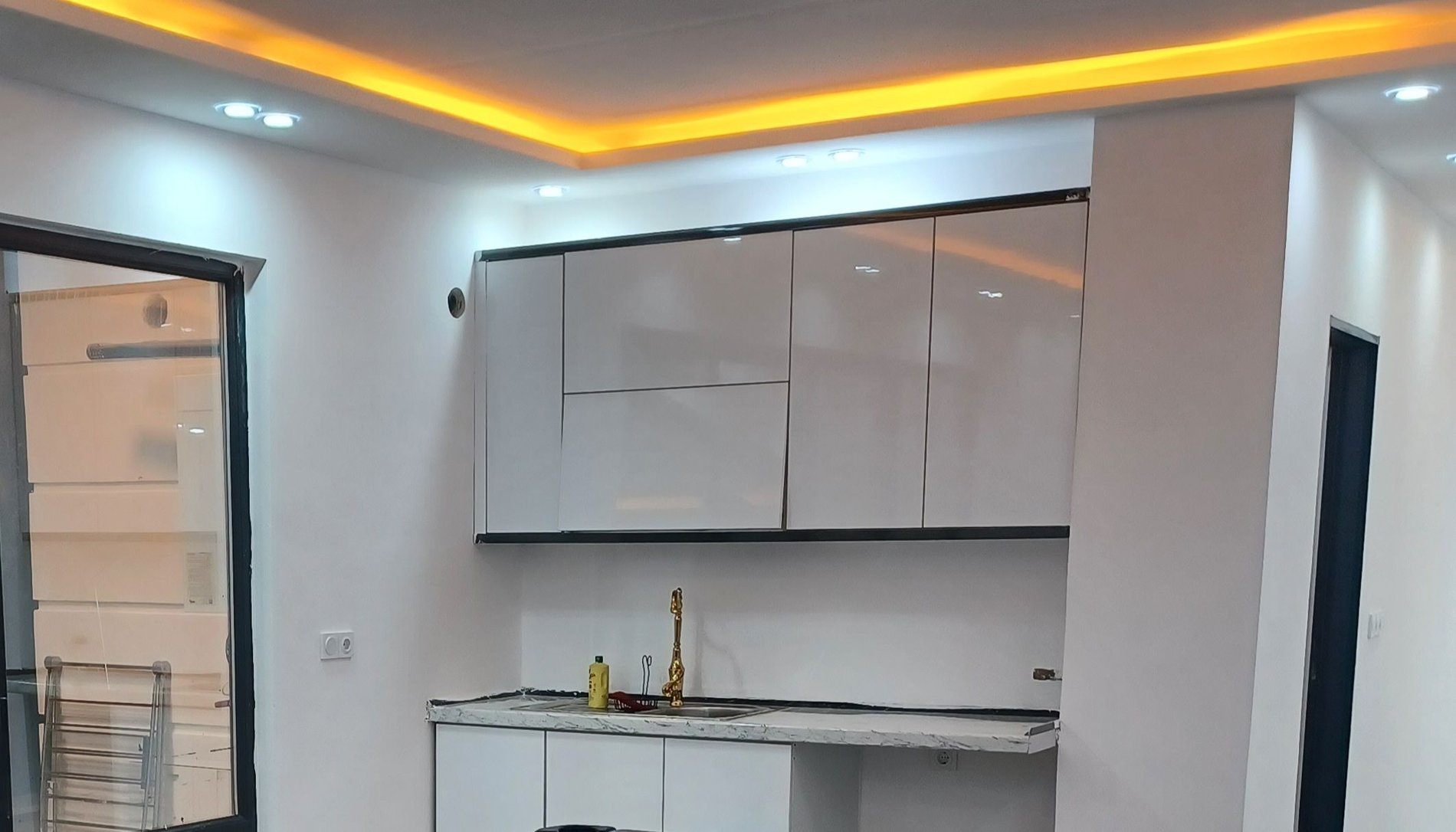 سه خوابه ساحلی استخردار آبگرم یونسی