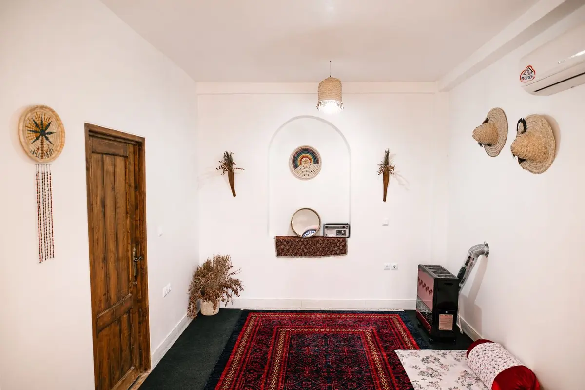 بوم گردی دمیت بوشهر - واحد نخل