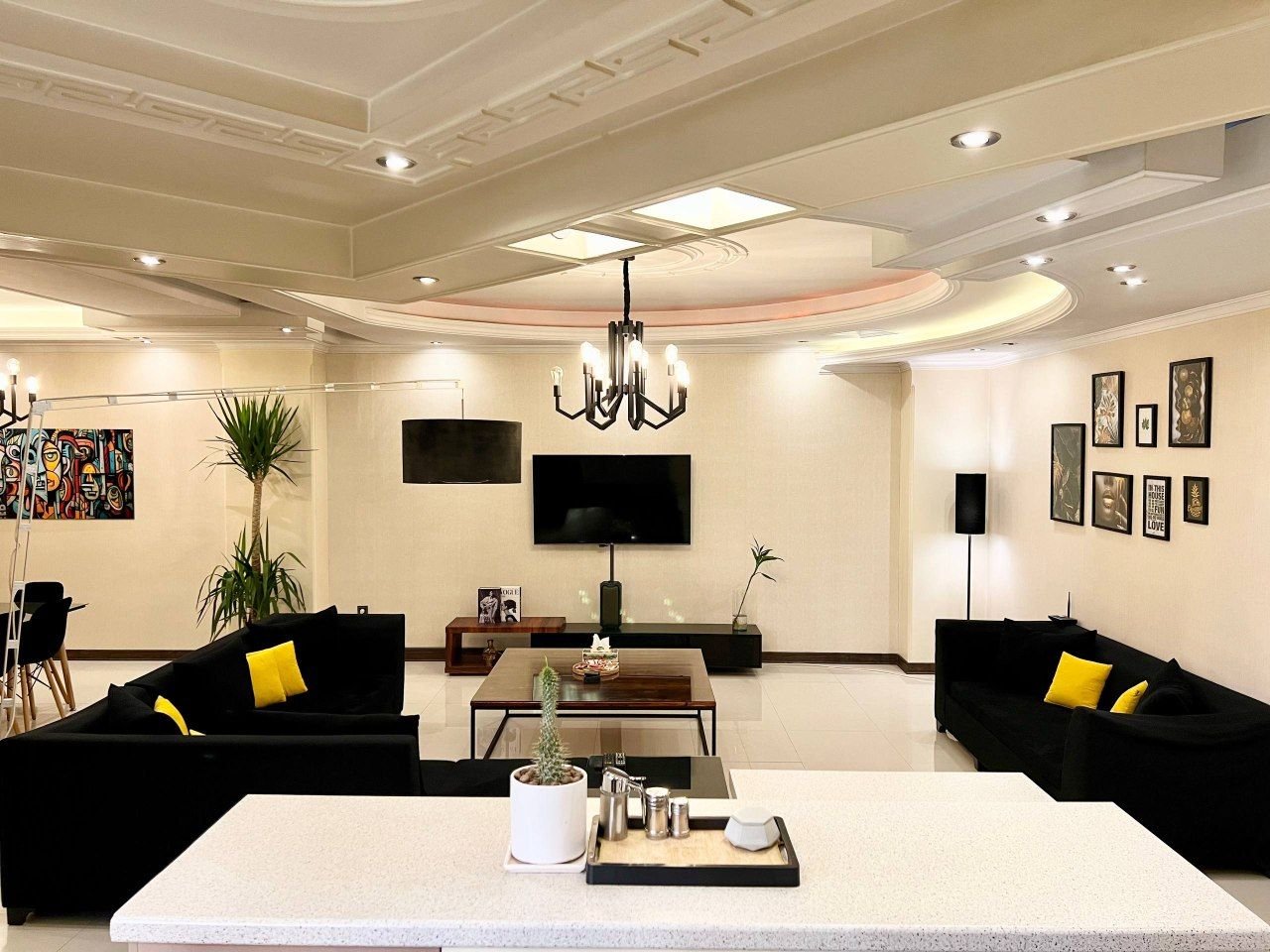 آپارتمان دوخوابه الهیه واحد ۱ فرشته