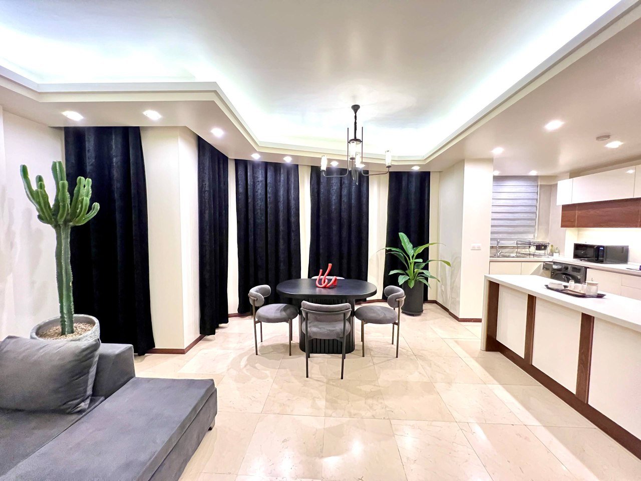 آپارتمان دوخوابه الهیه واحد 5 فرشته