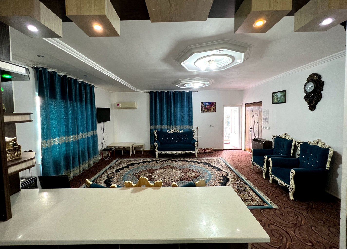 دوخوابه  کاسپین گیسوم