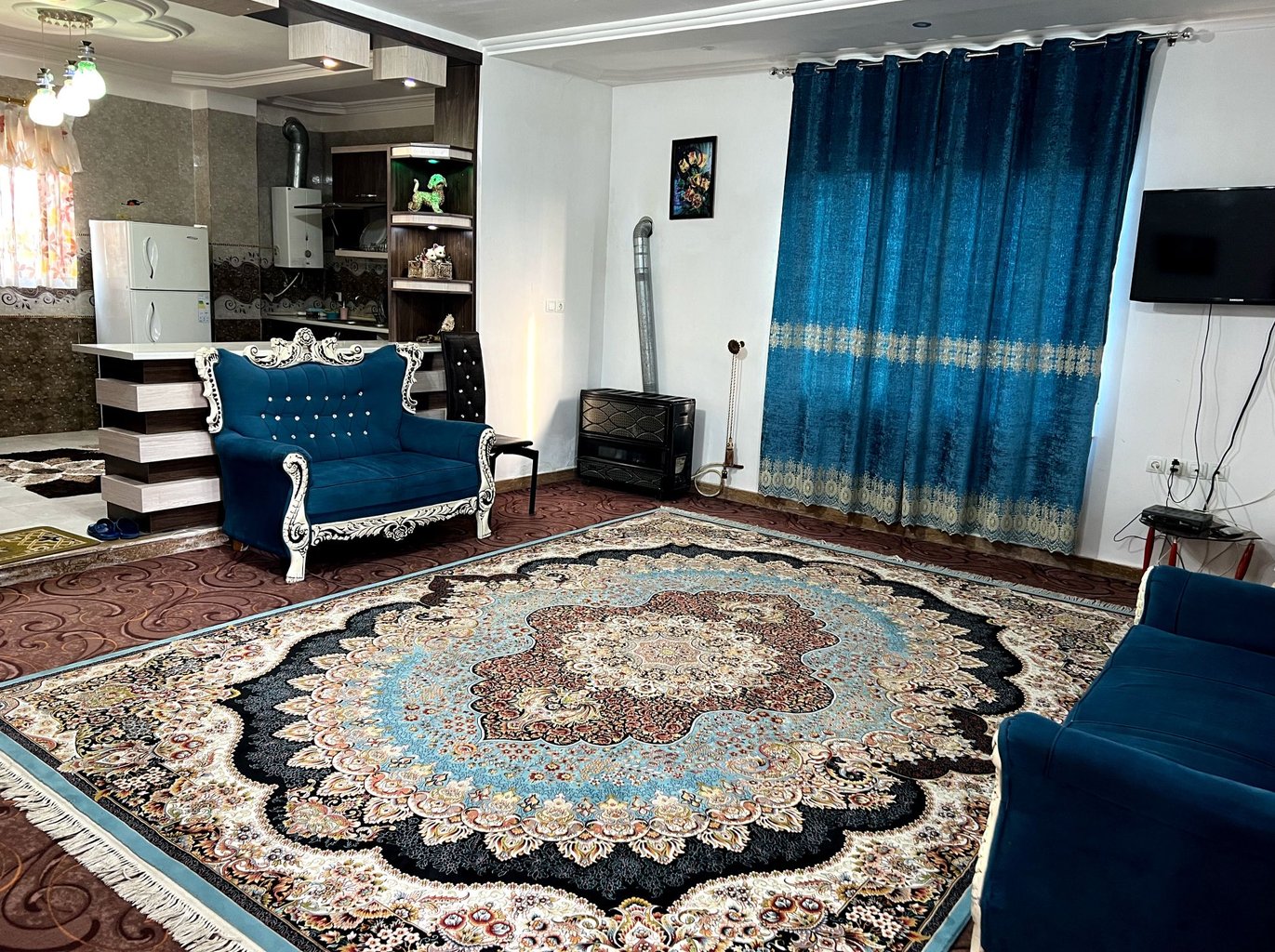 دوخوابه  کاسپین گیسوم