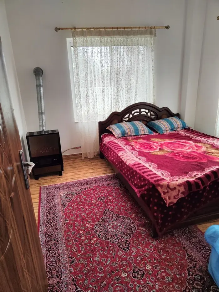 باغ مامان دربست