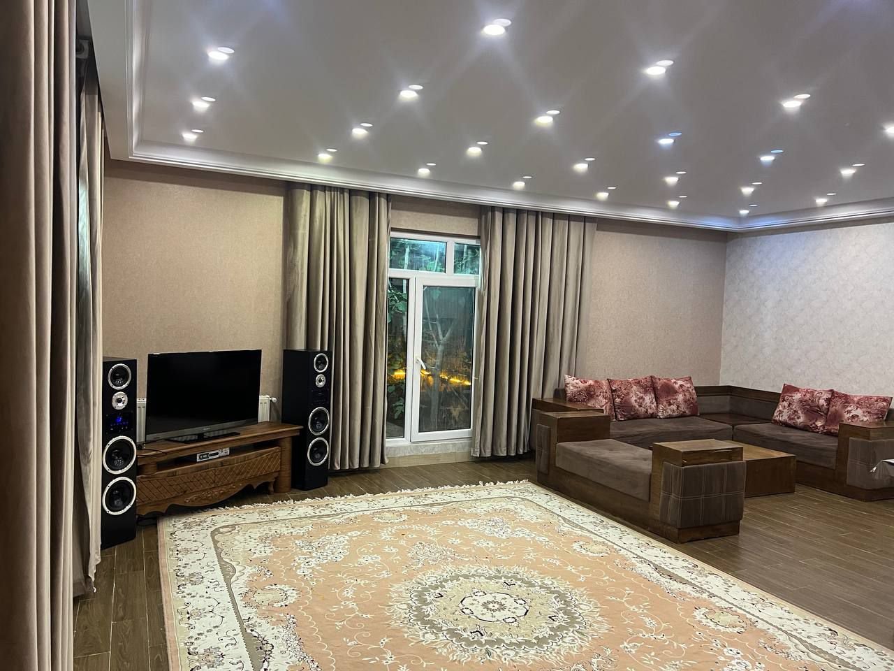 ویلا سه خوابه استخردار آبگرم عرفان 1