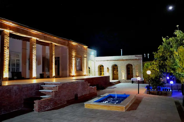 بوم گردی خونه ایوونی - واحد آوان