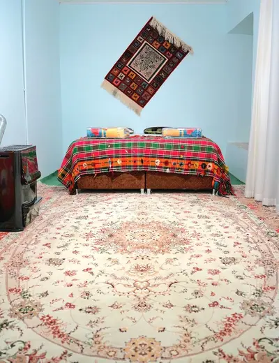 بومگردی خونه ایوونی - واحد آوان