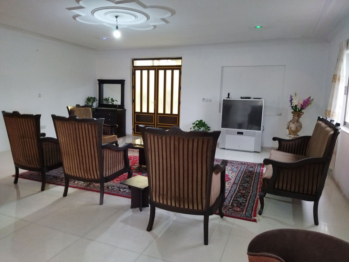 دوخوابه خورشید چالوس