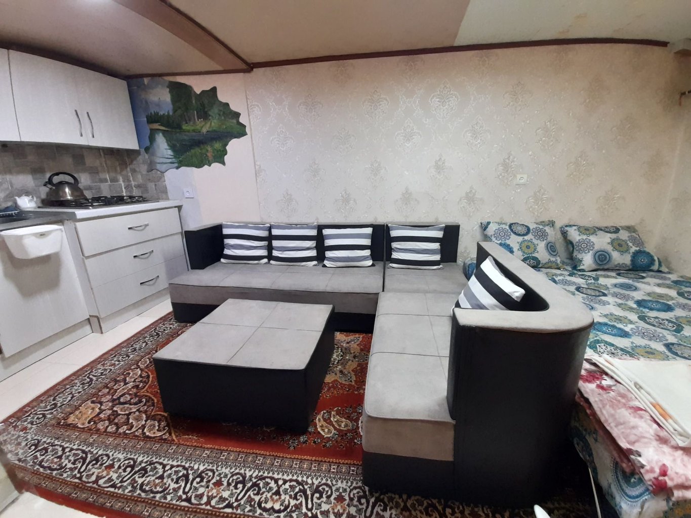 سوئیت فلت مهراد باغستان