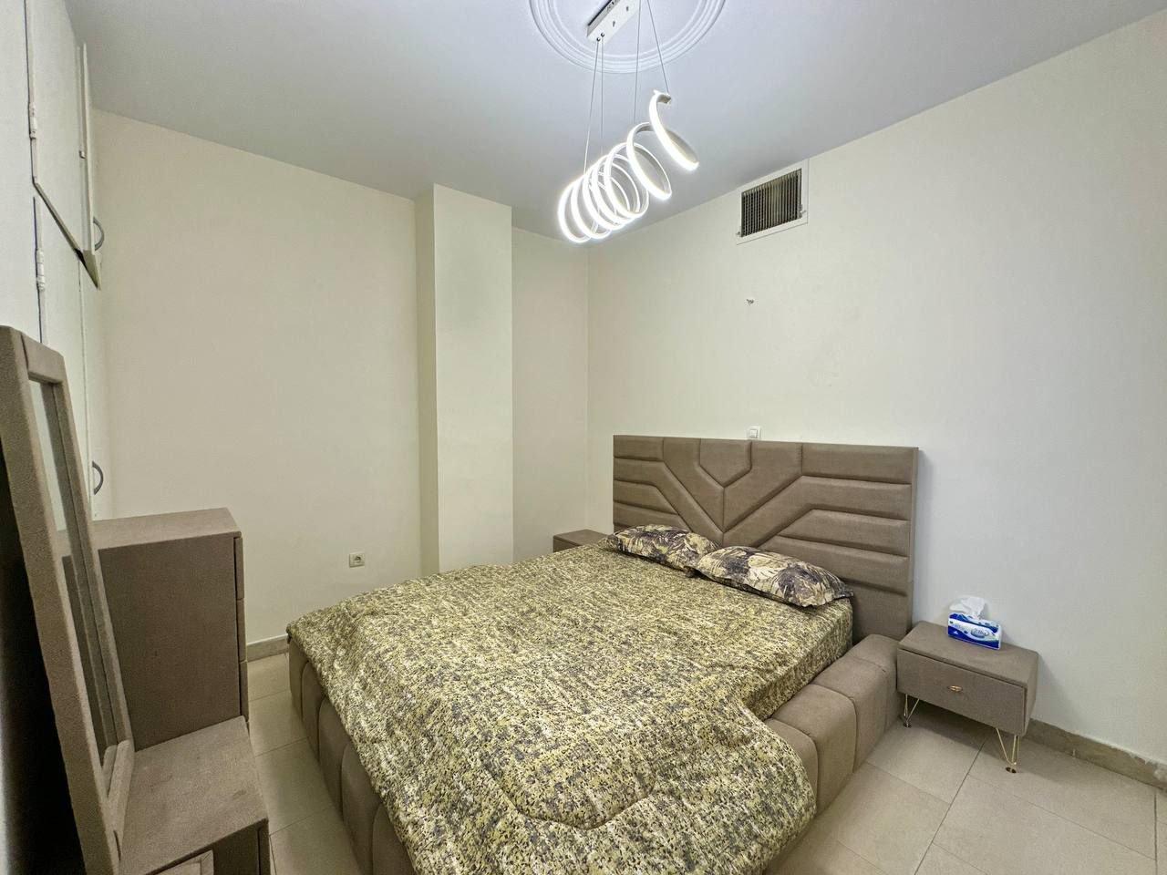 آپارتمان یک خوابه لاولی روم تهرانپارس واحد ۳۰۲