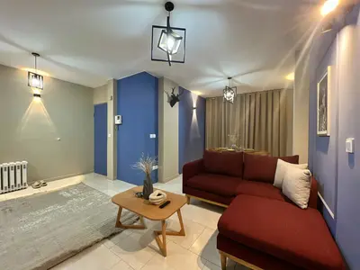 آپارتمان یک خوابه لاولی روم واحد 2 انقلاب