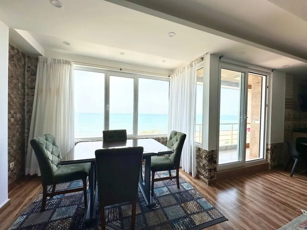 آپارتمان دوخوابه لاولی روم دریا واحد ۶۰۲