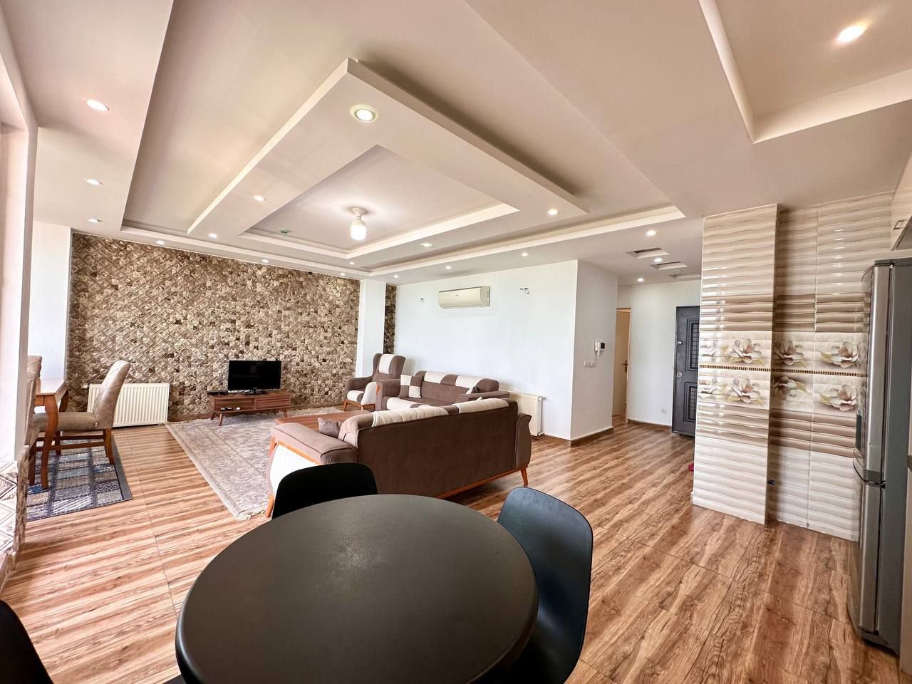 آپارتمان دوخوابه لاولی روم دریا واحد 501