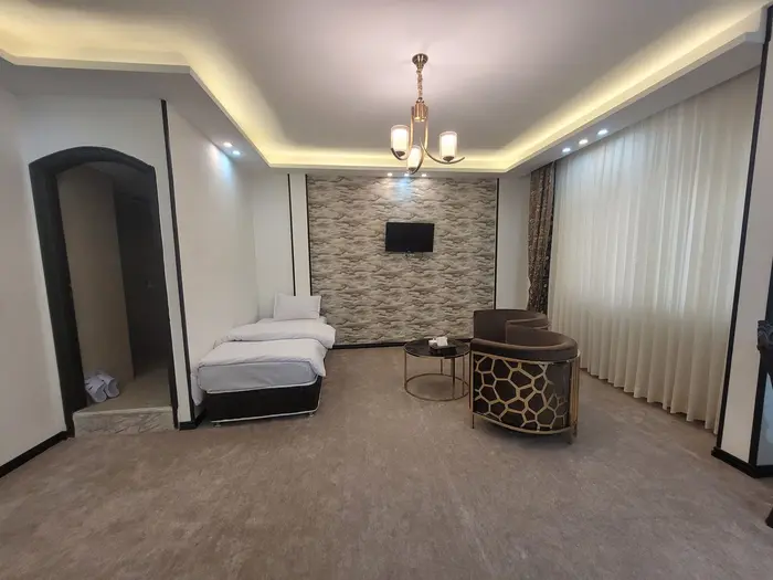 سوئیت یک خوابه گلسار واحد 203