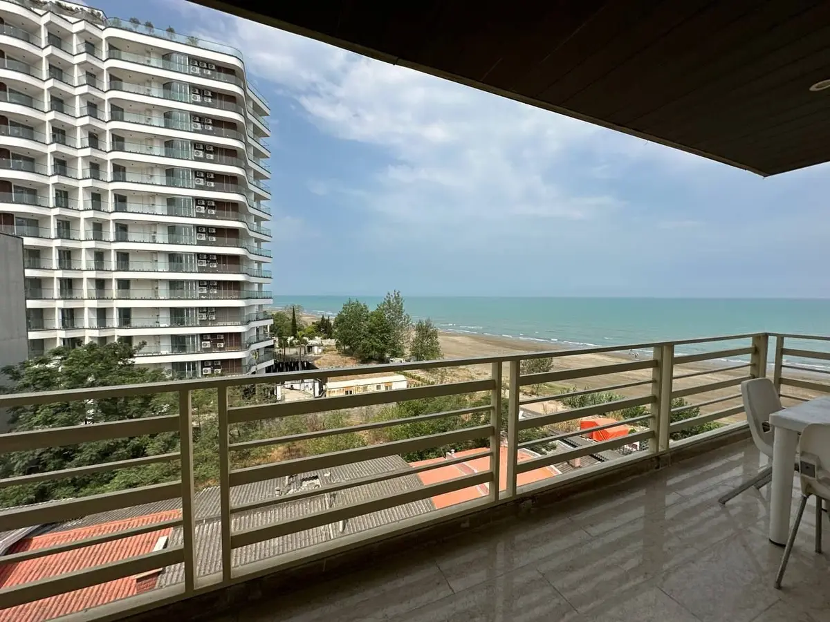 آپارتمان دوخوابه لاولی روم دریا واحد ۱