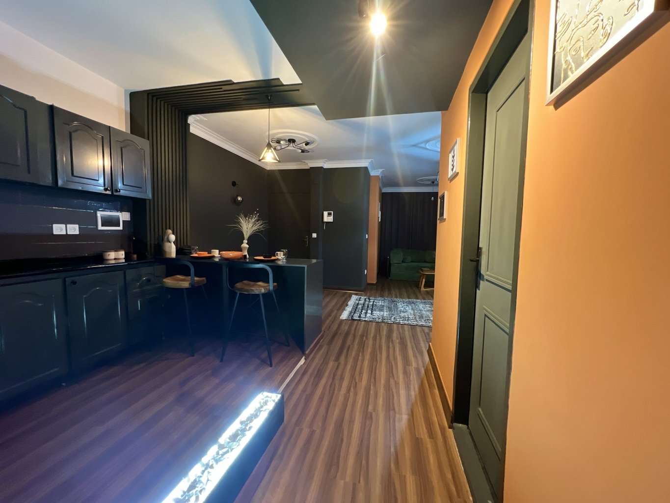 یک خوابه لاولی روم انقلاب واحد 4