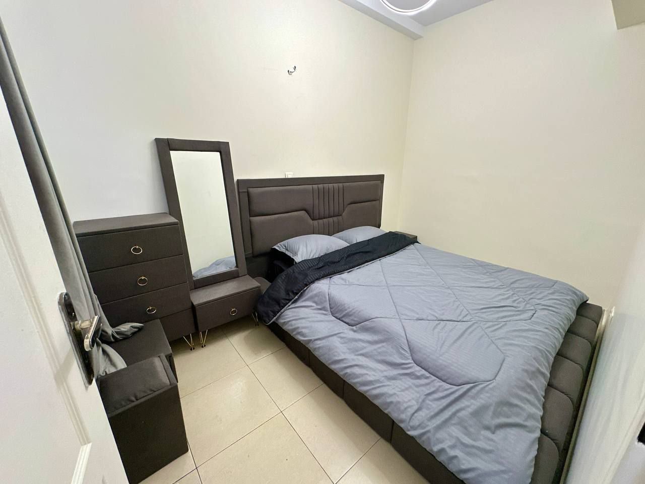 آپارتمان دوخوابه لاولی روم تهرانپارس واحد 203