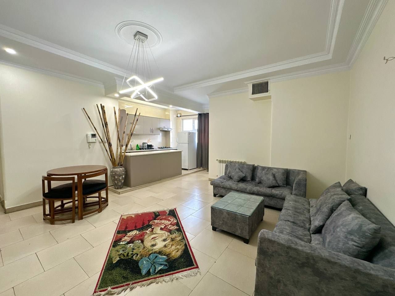 آپارتمان یک خوابه لاولی روم تهرانپارس واحد ۳۰۲