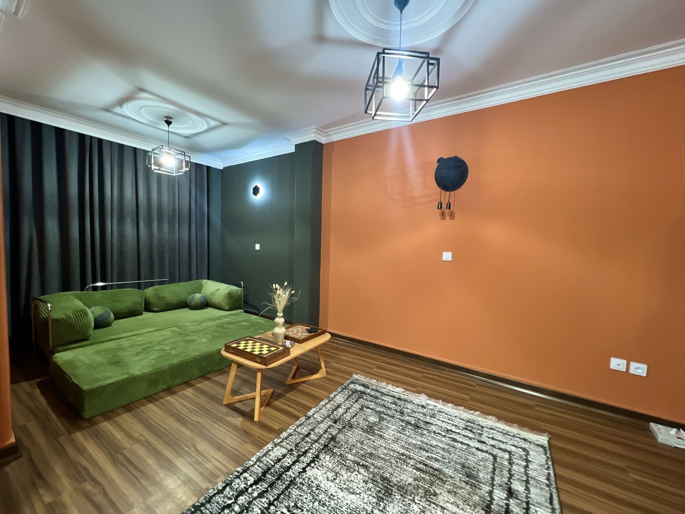 یک خوابه لاولی روم انقلاب واحد 4