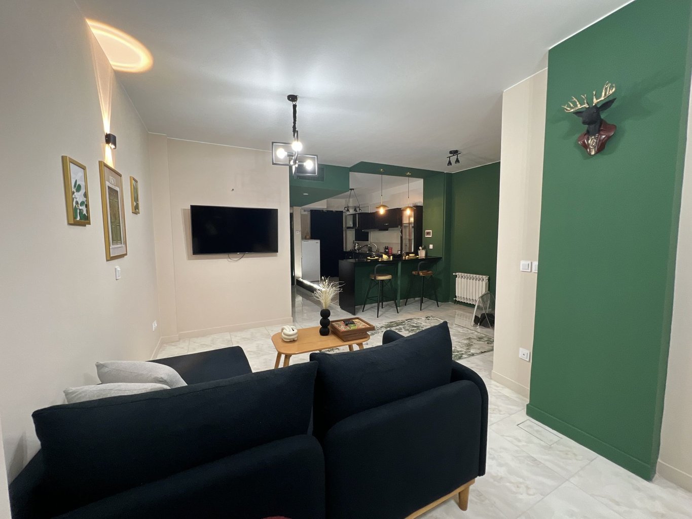 آپارتمان یک خوابه لاولی روم انقلاب واحد 3