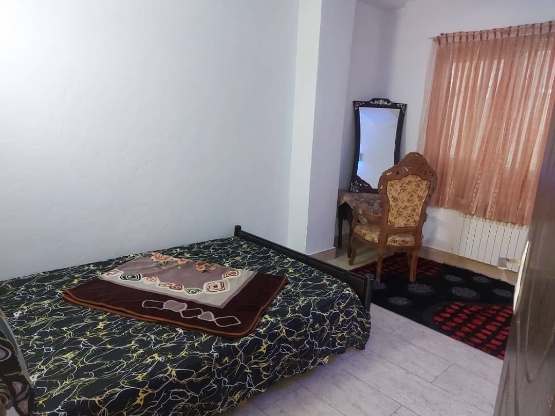 دوخوابه لاولی روم پردیس ۱ واحد ۵