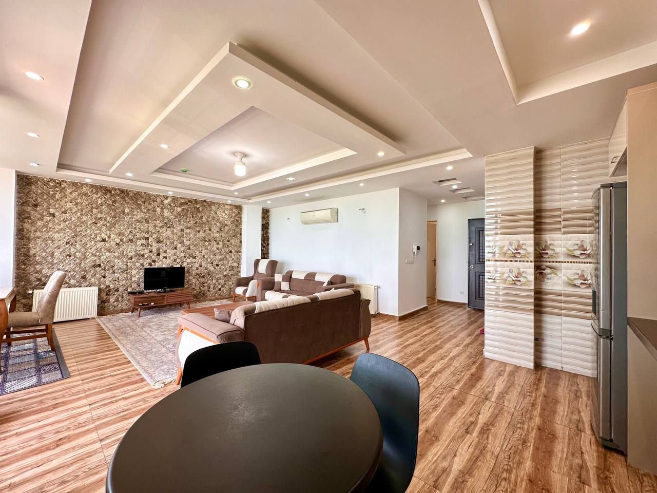 آپارتمان دوخوابه لاولی روم دریا واحد 501