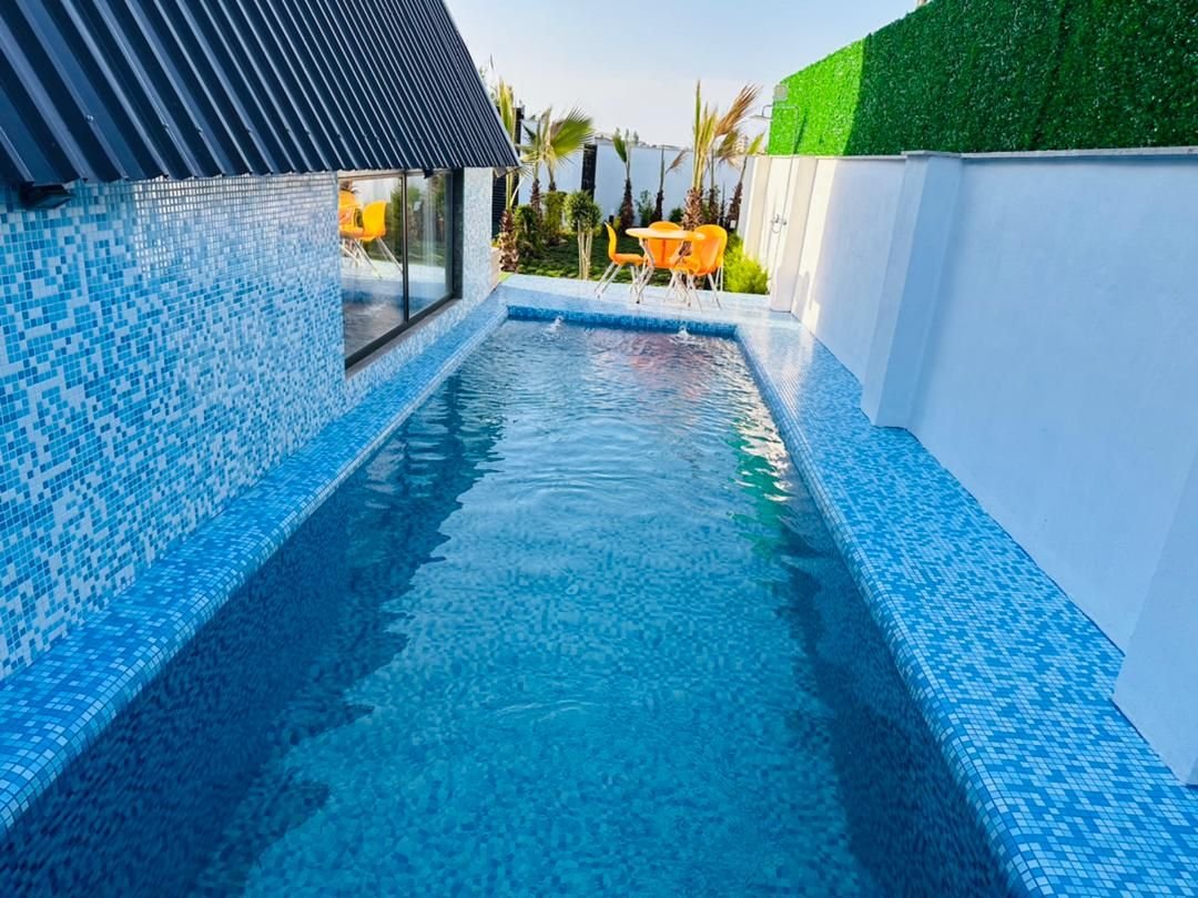 کلبه سه خوابه استخردار آبگرم حاجی کلا