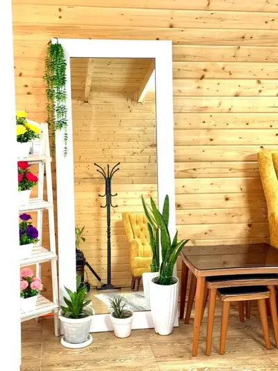 کلبه یک خوابه جنگلی سوئیسی دریاچه