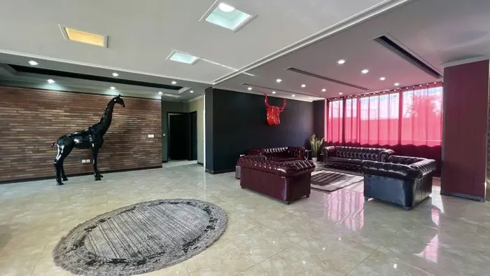 ویلا چهارخوابه تریپلکس استخردار آبگرم عمارت هیلان