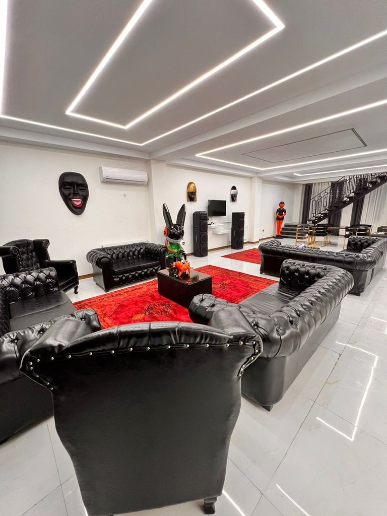 ویلا سه خوابه تریپلکس استخردار آبگرم آسمان 11