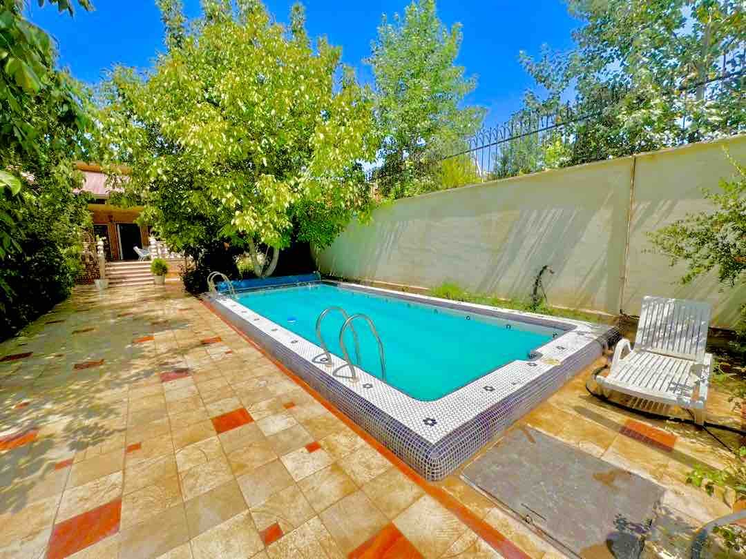 ویلا سه خوابه استخردار آبگرم سپید 1