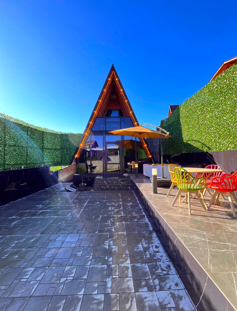 کلبه یک خوابه سوئیسی جکوزی دار بهشت پدری