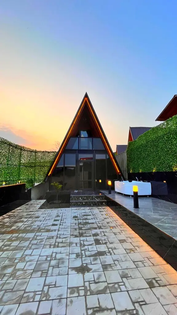 کلبه یک خوابه سوئیسی جکوزی دار بهشت پدری