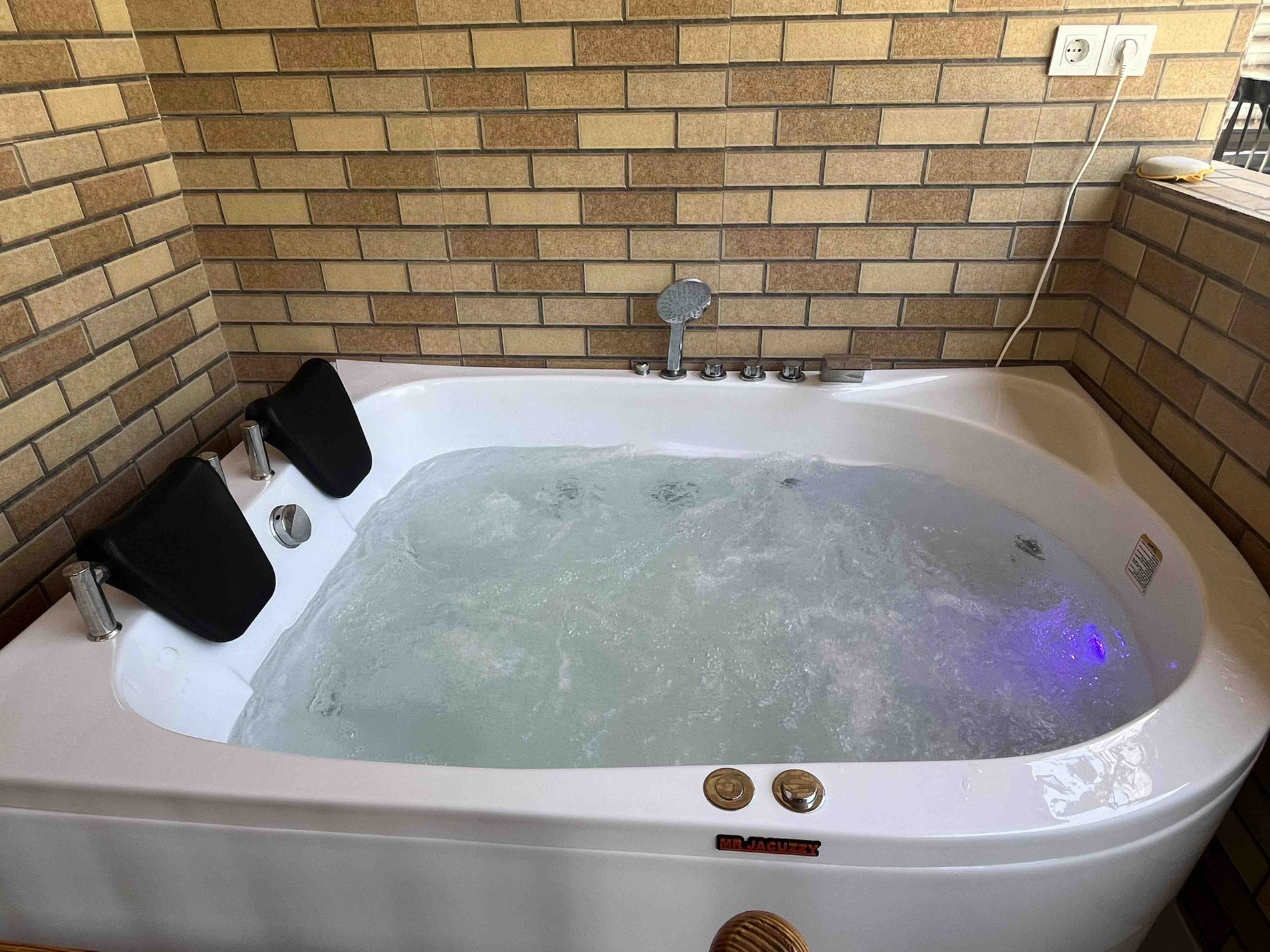 یک خوابه جکوزی دار بهشت پدری واحد 2