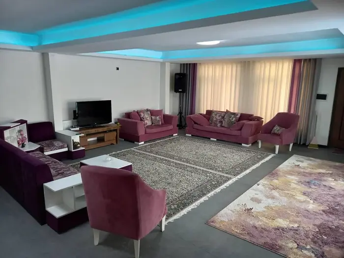 ویلا یک خوابه- استخردار آبگرم مستر ساحل