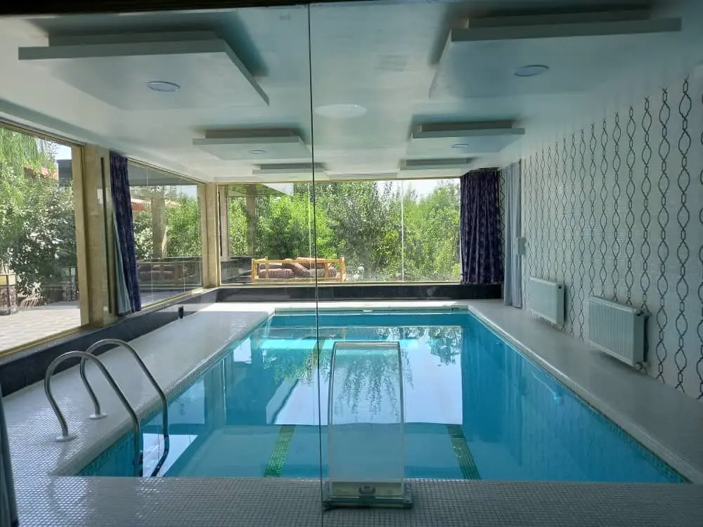 ویلا یک خوابه- استخردار آبگرم مستر ساحل