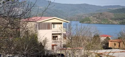 آپارتمان دوخوابه جنگلی رز 1