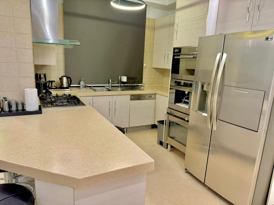 آپارتمان دوخوابه الهیه گلنار