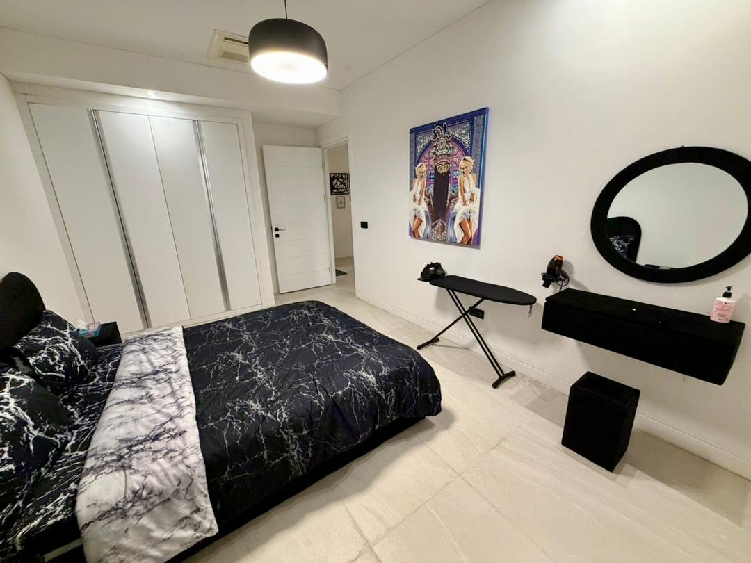 آپارتمان دوخوابه برج دریاچه