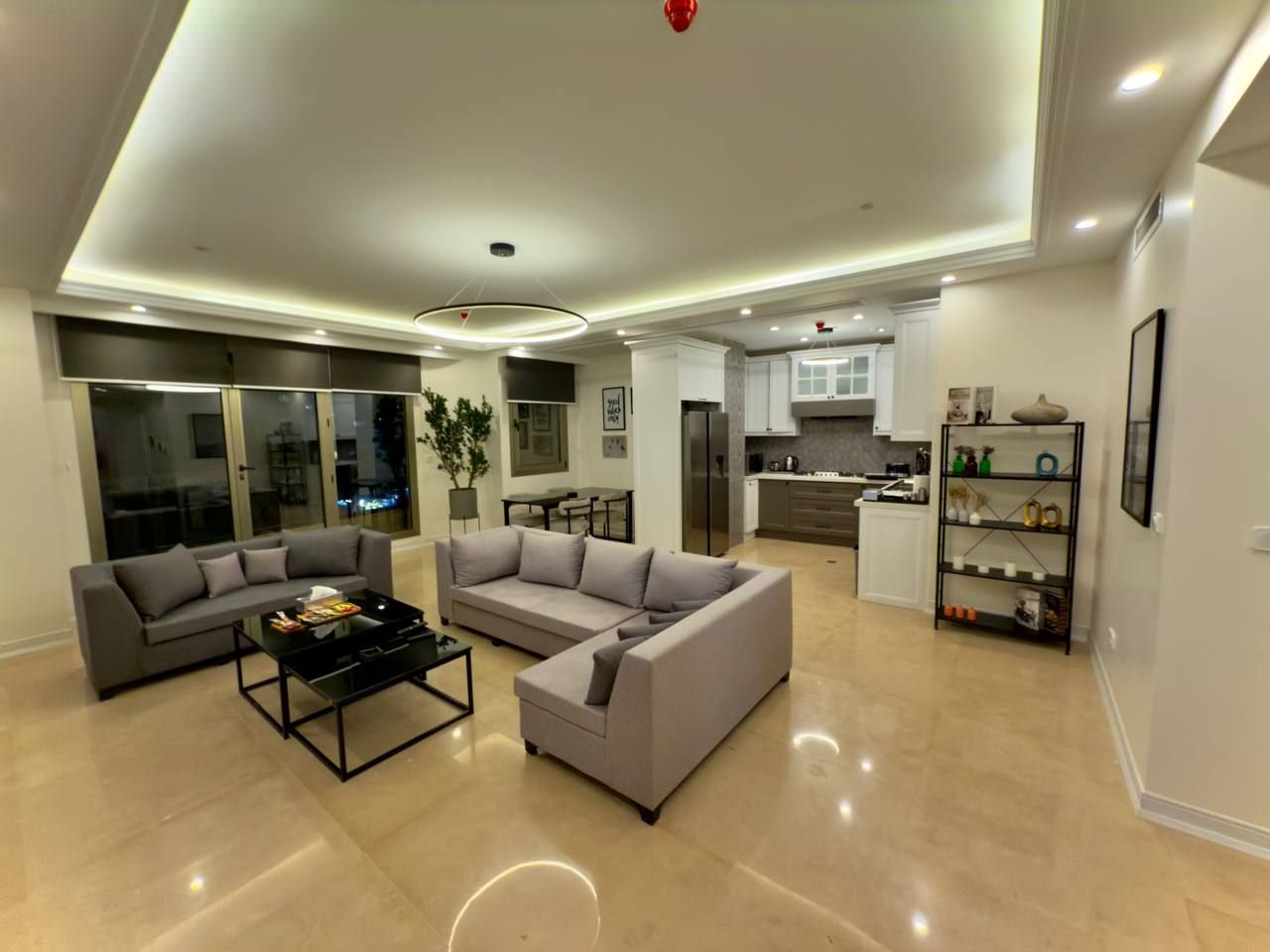 آپارتمان دوخوابه نیاوران ۲