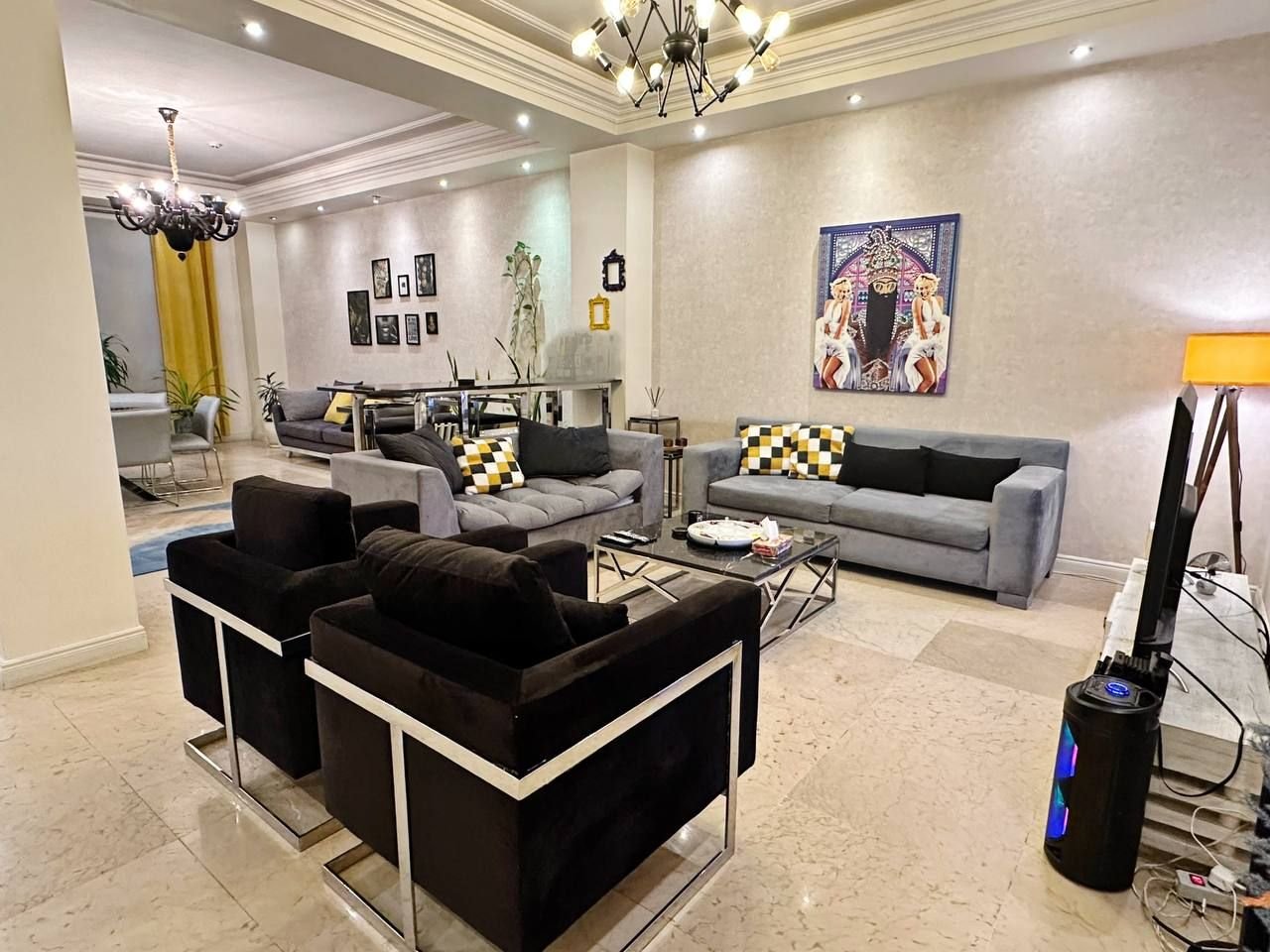 آپارتمان سه خوابه چک این فرمانیه