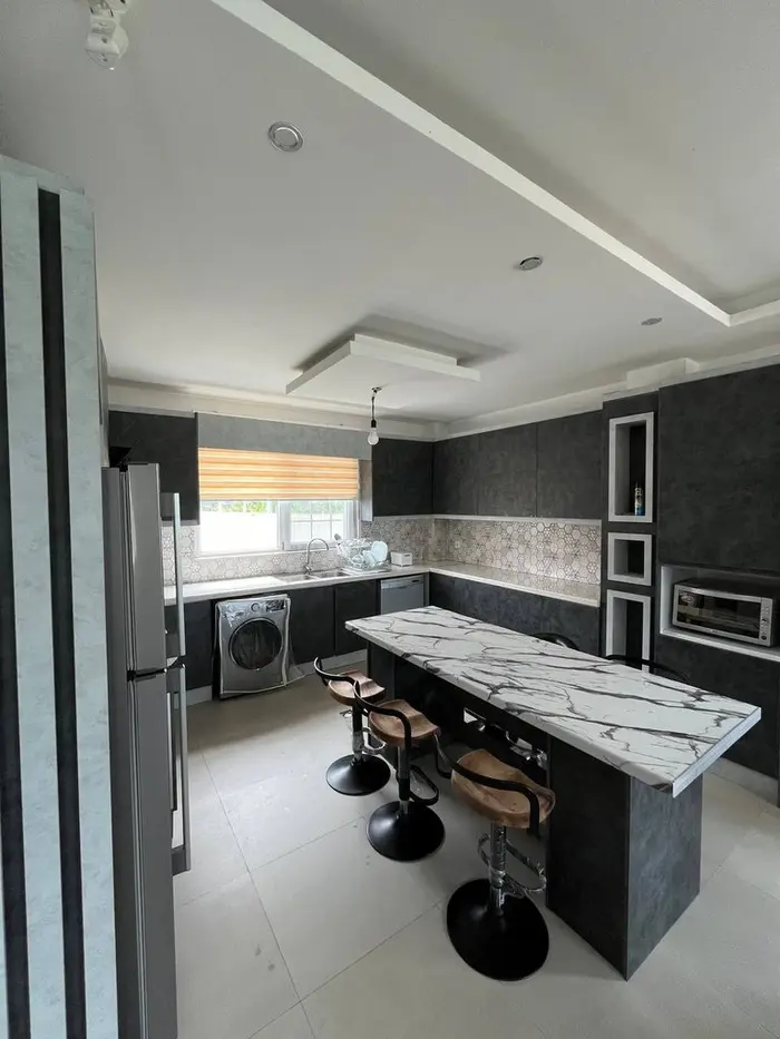 ویلا پنج خوابه تریپلکس استخردار آبگرم یاس