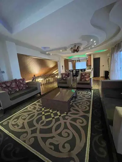 ویلا چهارخوابه تریپلکس استخردار هنرمند